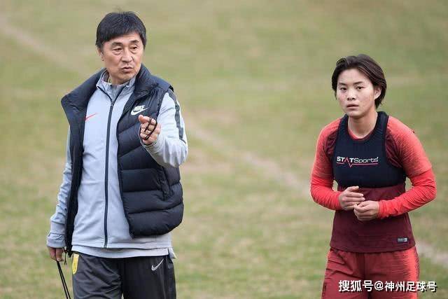 官方：AC米兰宣布马尔蒂尼不再担任技术总监